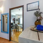 Апартаменты Cozy With Private Garden - Happy Дражице