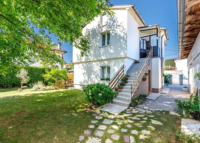 Cozy With Private Garden - Happy * Drazice